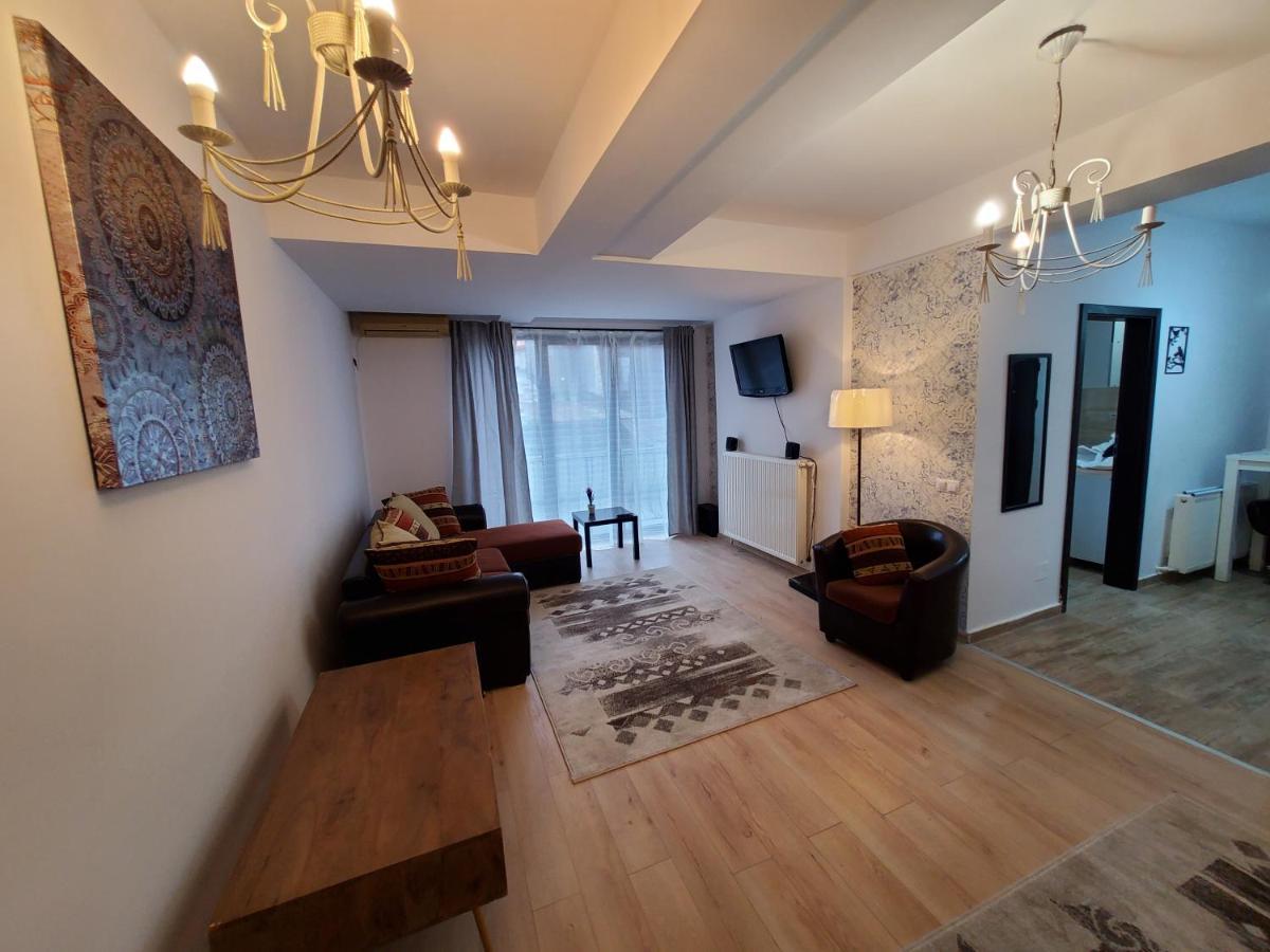 בוקרשט Morii Lake Apartment מראה חיצוני תמונה