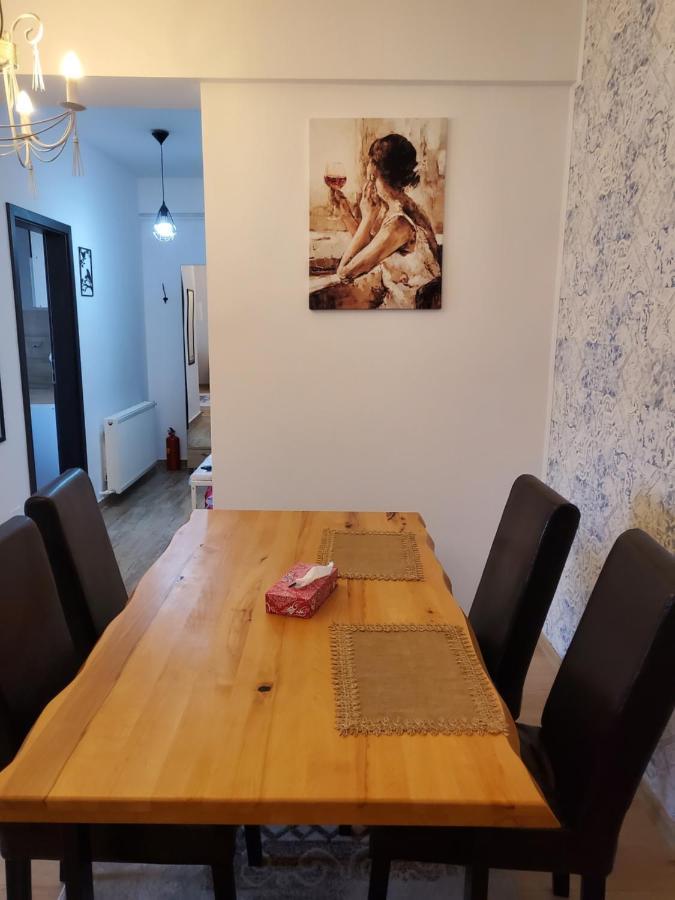 בוקרשט Morii Lake Apartment מראה חיצוני תמונה